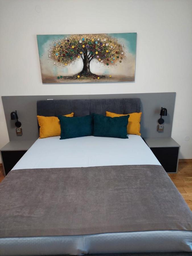 Guest House Vila Lujza Palić Buitenkant foto