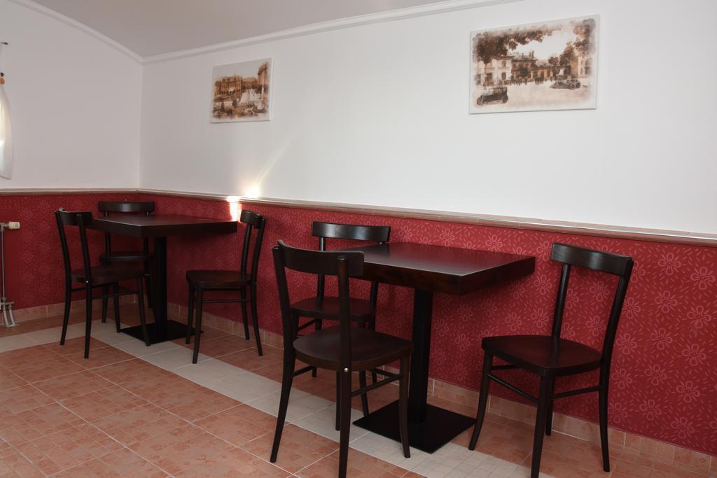 Guest House Vila Lujza Palić Buitenkant foto