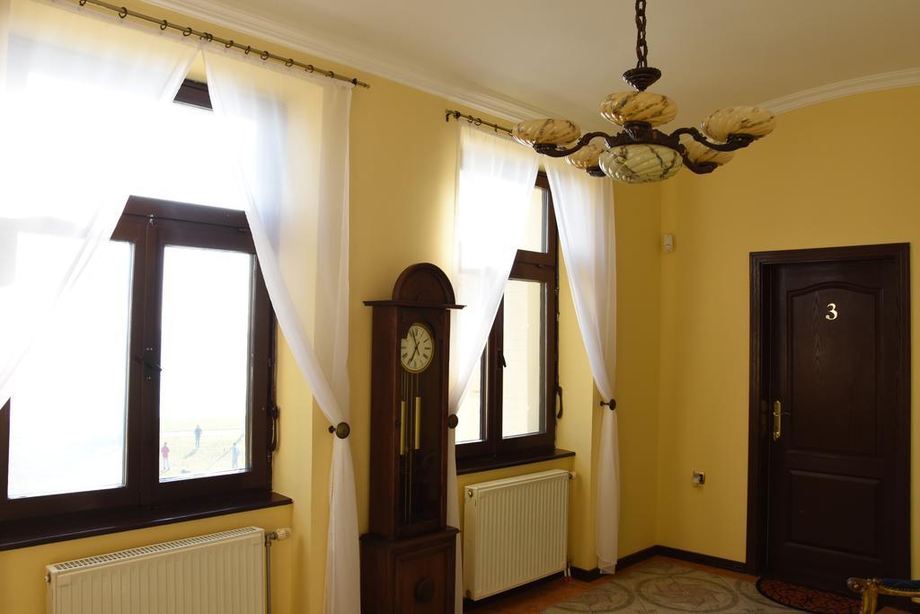 Guest House Vila Lujza Palić Buitenkant foto