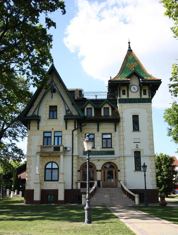 Guest House Vila Lujza Palić Buitenkant foto